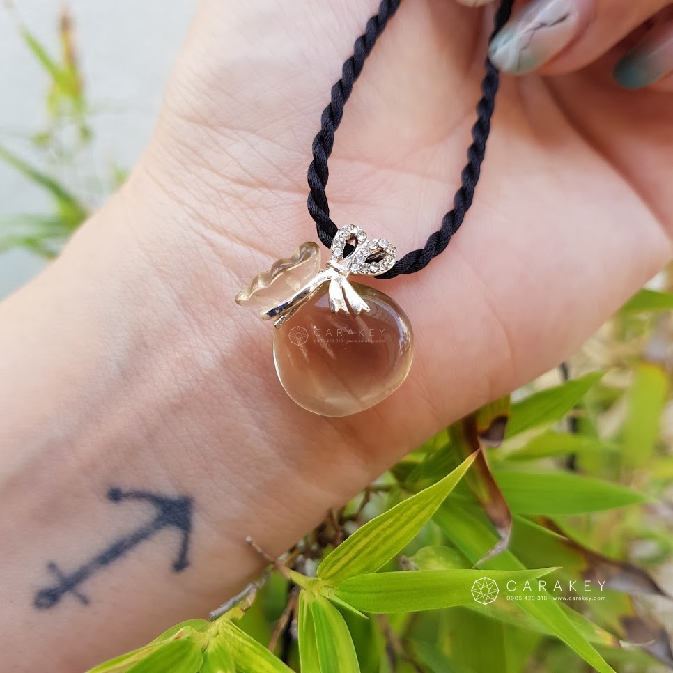 Mặt dây chuyền hình túi tiền, mặt dây chuyền đá, mặt dây chuyền đá thạch anh, dây chuyền đá thạch anh, mặt dây chuyền đá phong thủy, mặt dây chuyền đá tự nhiên, mặt dây chuyền phong thuỷ, mặt dây chuyền cẩm thạch, mặt dây chuyền đá ruby, mặt dây chuyền đá quý, dây chuyền đá phong thủy, mặt dây chuyền bằng đá, dây chuyền mặt đá phong thủy