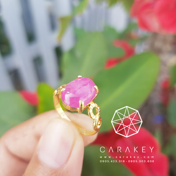 Nhẫn đá ruby